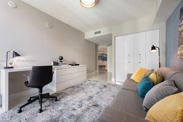 300 Sunny Isles Blvd 4-1702, Sunny Isles Beach, FL 33160