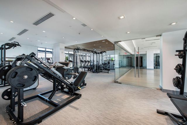 300 Sunny Isles Blvd 4-1702, Sunny Isles Beach, FL 33160