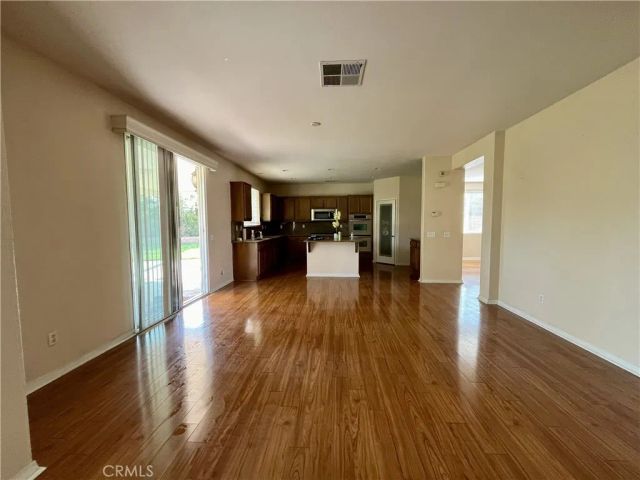 7271 Blue Crab Court, Eastvale, CA 92880