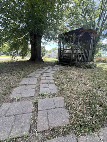 651 Still Street, Chester, SC 29706