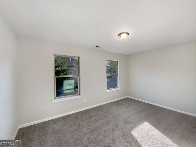 101 Lexington Place Drive, Griffin, GA 30223