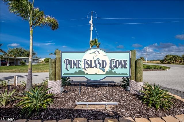 7144 Ladyfish DR, St James City, FL 33956