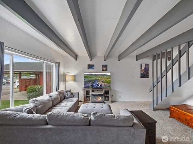 8919 11th Street NE, Lake Stevens, WA 98258