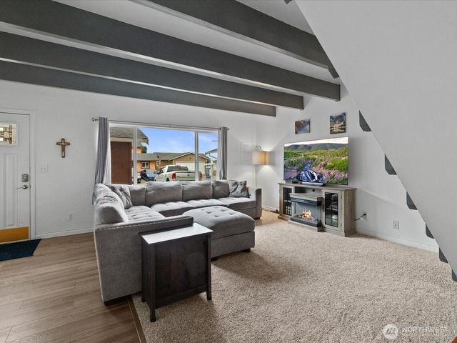8919 11th Street NE, Lake Stevens, WA 98258