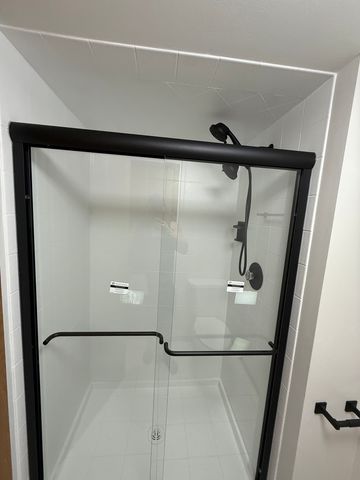 17525 71st Court 2C, Tinley Park, IL 60477