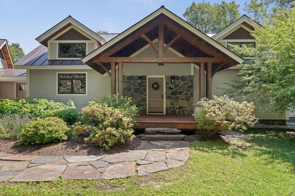 353 Boulder Pass # 15, Warren, VT 05674