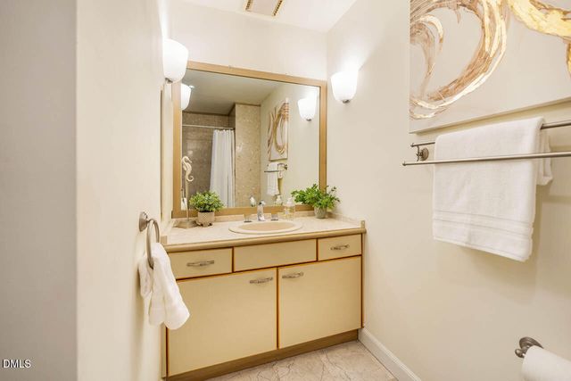 2227 Graystone Lane, Chapel Hill, NC 27514