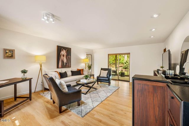 2227 Graystone Lane, Chapel Hill, NC 27514