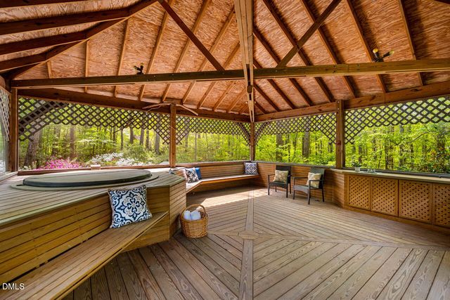 2227 Graystone Lane, Chapel Hill, NC 27514