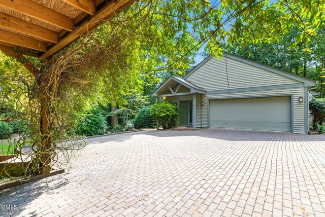 2227 Graystone Lane, Chapel Hill, NC 27514