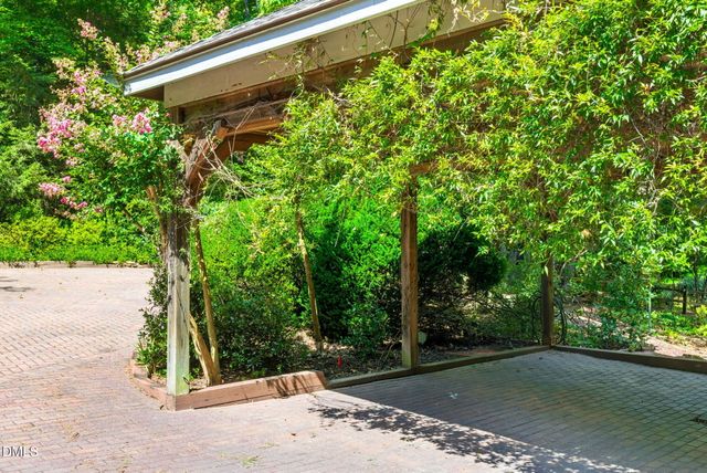 2227 Graystone Lane, Chapel Hill, NC 27514