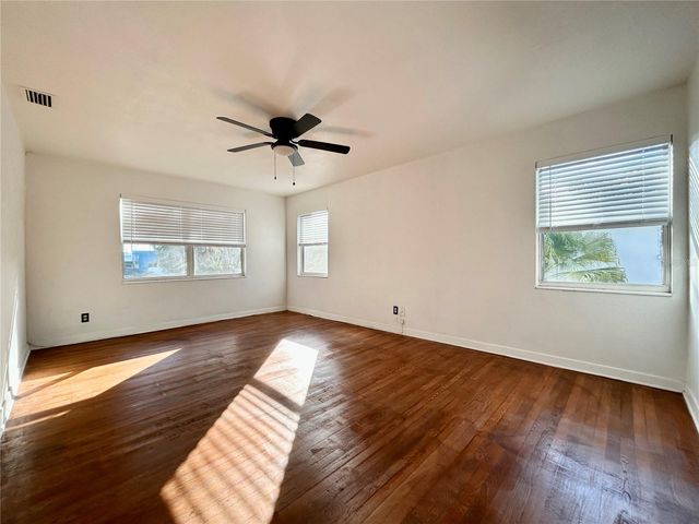 5521 GULFPORT BOULEVARD S D, Gulfport, FL 33707