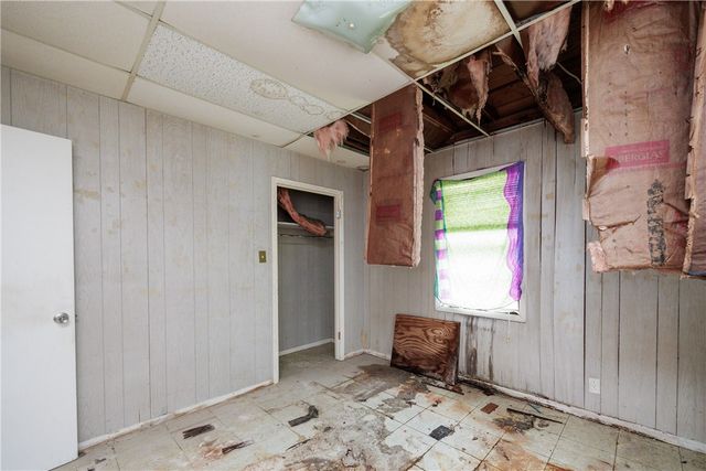 2595 Arkansas St, Ingleside, TX 78362