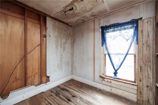 2595 Arkansas St, Ingleside, TX 78362