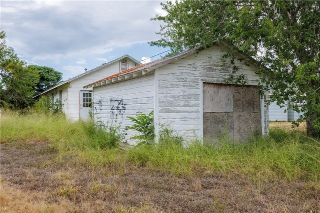 2595 Arkansas St, Ingleside, TX 78362