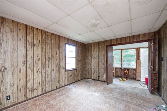 2595 Arkansas St, Ingleside, TX 78362