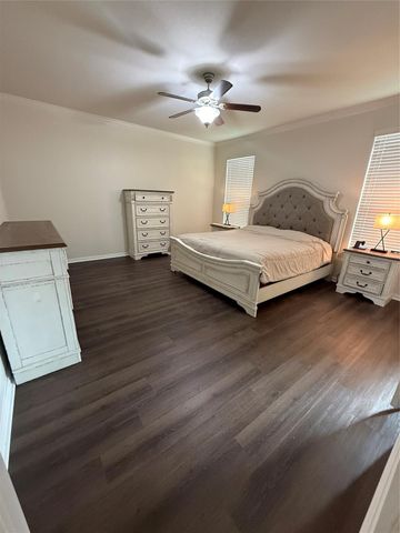 20206 Lago Bluff Loop, Cypress, TX 77433