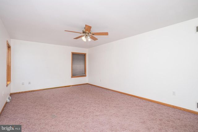 655 S 4TH AVE, Royersford, PA 19468