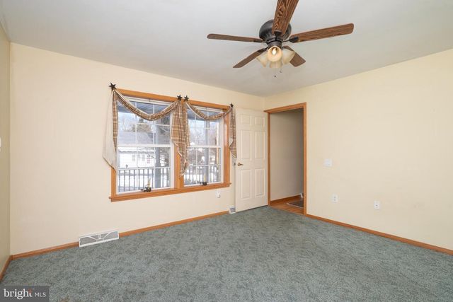 655 S 4TH AVE, Royersford, PA 19468