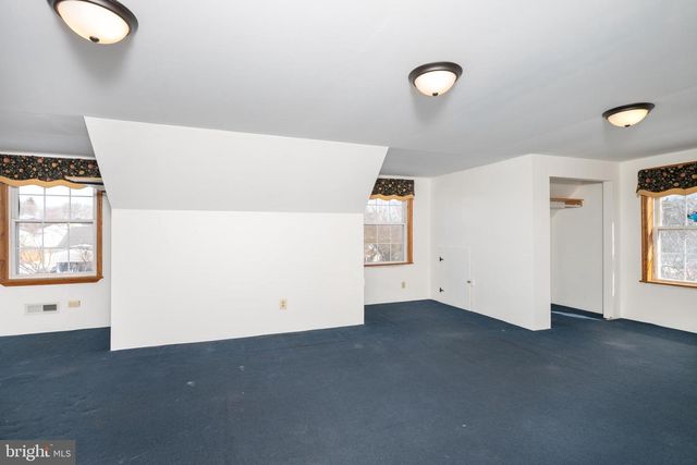 655 S 4TH AVE, Royersford, PA 19468