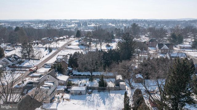 655 S 4TH AVE, Royersford, PA 19468