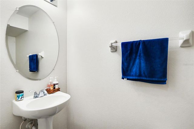 5520 KINGLETHILL DRIVE, Lithia, FL 33547