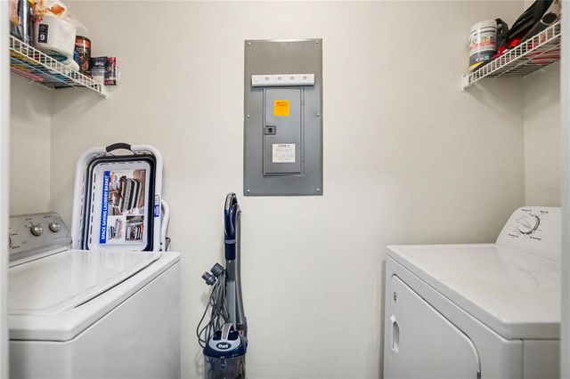 5520 KINGLETHILL DRIVE, Lithia, FL 33547