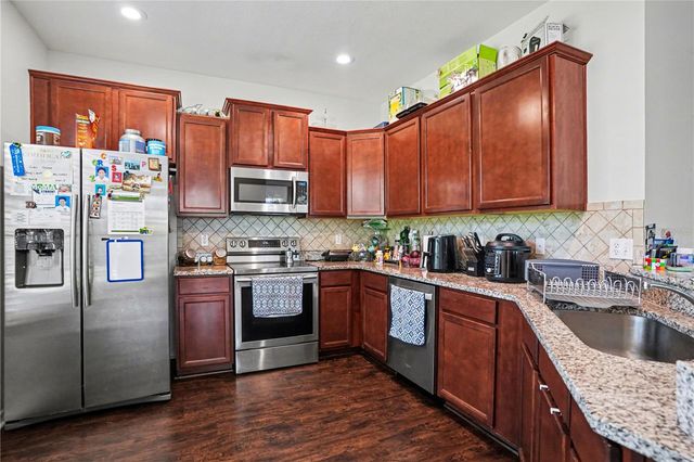 5520 KINGLETHILL DRIVE, Lithia, FL 33547