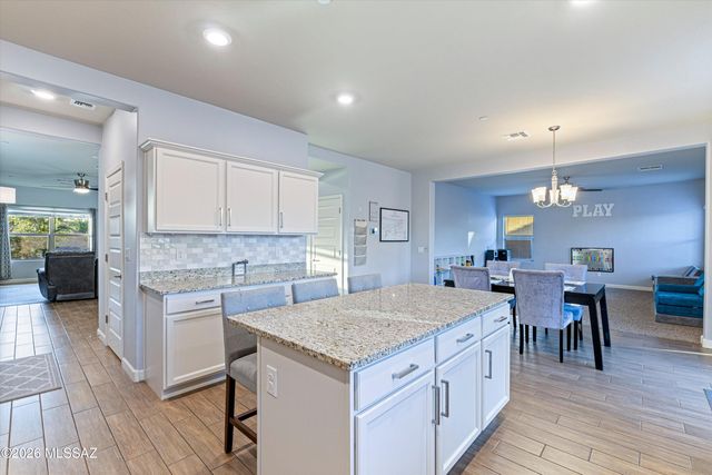 9728 N Ruschia Avenue, Marana, AZ 85653