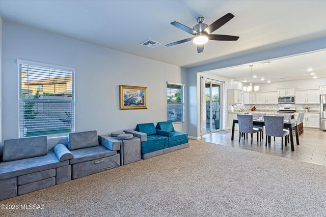 9728 N Ruschia Avenue, Marana, AZ 85653