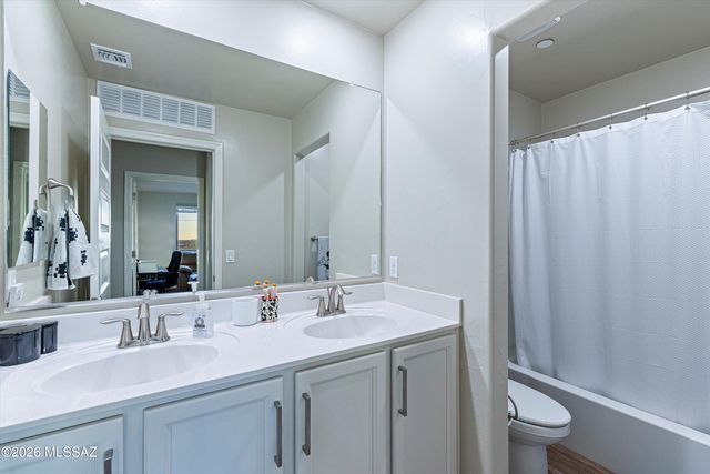9728 N Ruschia Avenue, Marana, AZ 85653