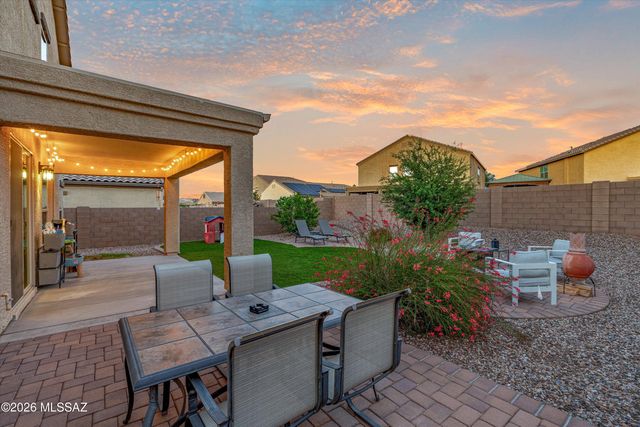 9728 N Ruschia Avenue, Marana, AZ 85653