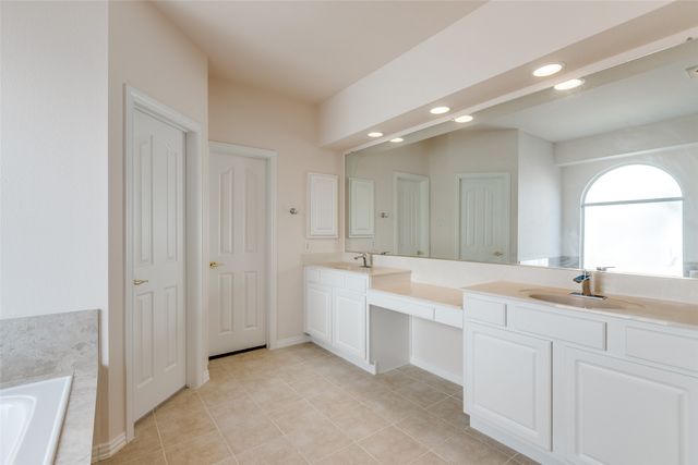 8708 Berwick Drive, Plano, TX 75025