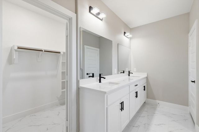 714 Bethlehem Street, Terrell, TX 75160