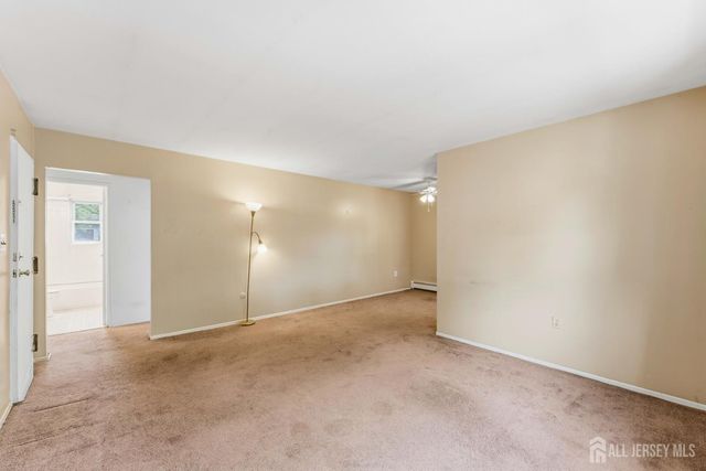 289 Main Street 14M, Spotswood, NJ 08884