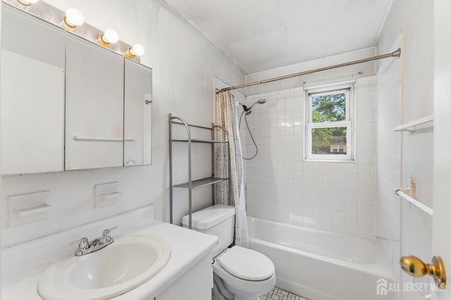 289 Main Street 14M, Spotswood, NJ 08884