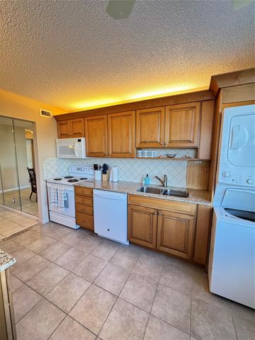 5200 N Ocean Blvd 408B, Fort Lauderdale, FL 33308