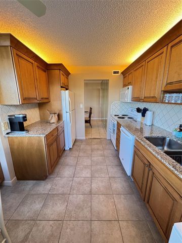 5200 N Ocean Blvd 408B, Fort Lauderdale, FL 33308