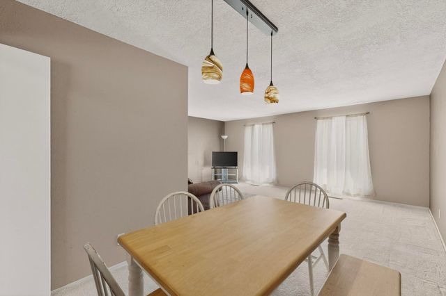 3511 Oakmount Drive SE, Rio Rancho, NM 87124