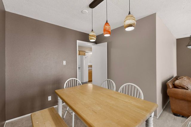 3511 Oakmount Drive SE, Rio Rancho, NM 87124