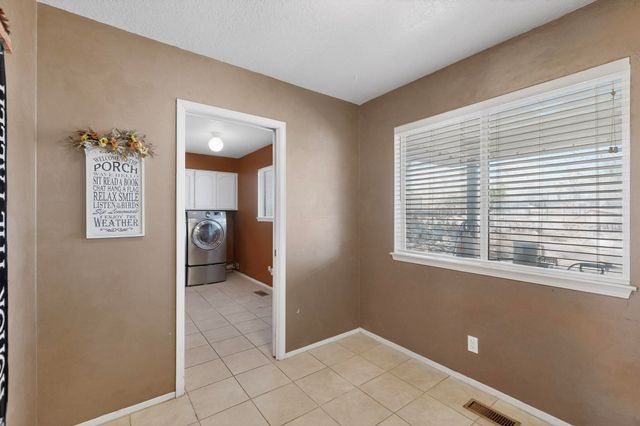 3511 Oakmount Drive SE, Rio Rancho, NM 87124