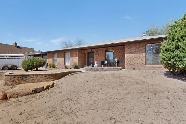 3511 Oakmount Drive SE, Rio Rancho, NM 87124