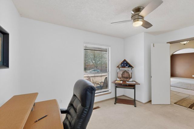 3511 Oakmount Drive SE, Rio Rancho, NM 87124