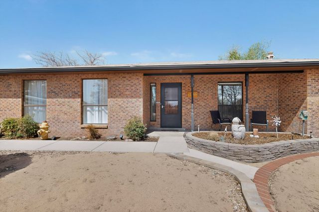 3511 Oakmount Drive SE, Rio Rancho, NM 87124