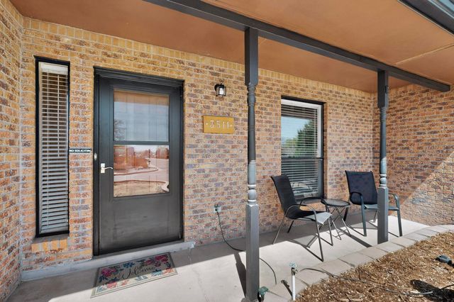 3511 Oakmount Drive SE, Rio Rancho, NM 87124