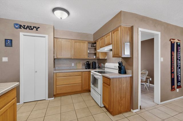 3511 Oakmount Drive SE, Rio Rancho, NM 87124