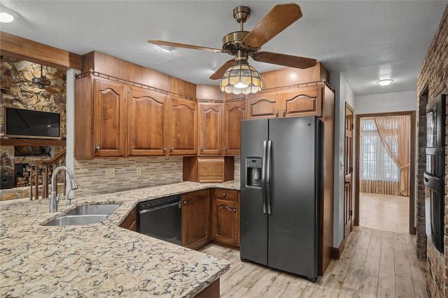 2160 LAURENCE DRIVE, Clearwater, FL 33764