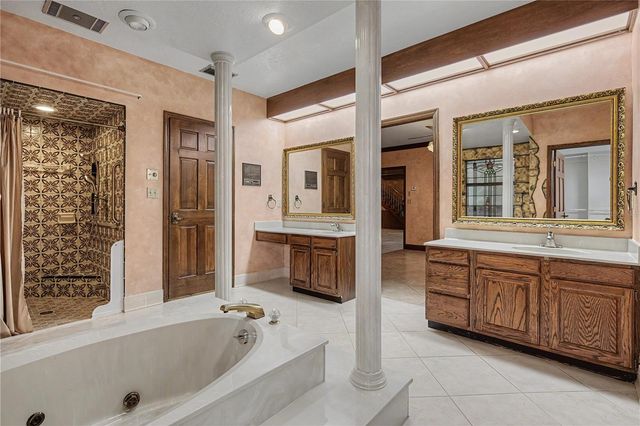 2160 LAURENCE DRIVE, Clearwater, FL 33764