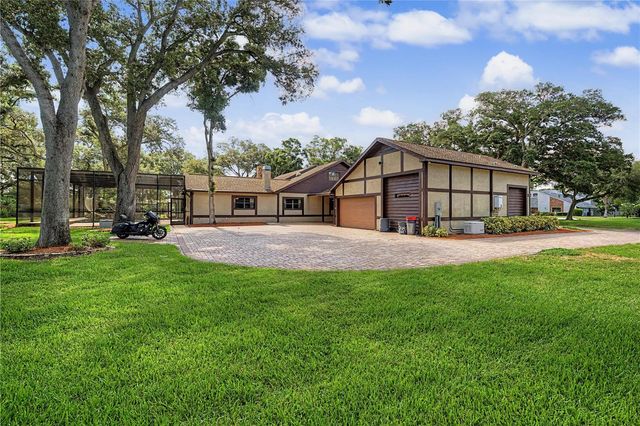 2160 LAURENCE DRIVE, Clearwater, FL 33764