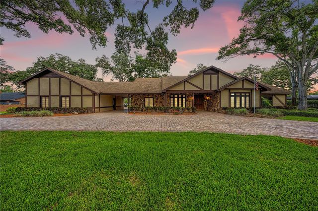 2160 LAURENCE DRIVE, Clearwater, FL 33764